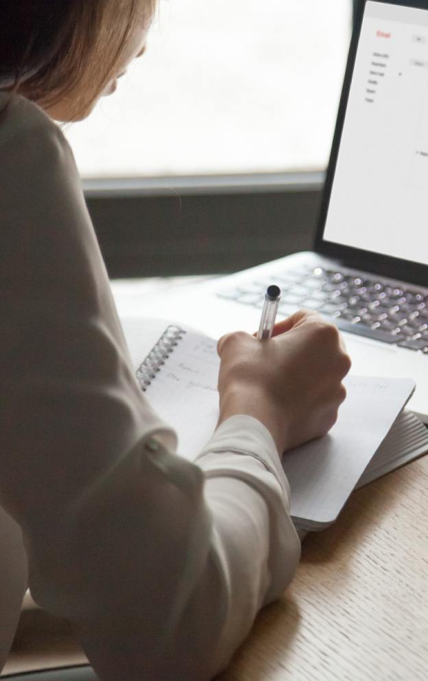 Envía tu formulario W-2 de forma segura y comienza tu proceso de impuestos con nosotros. Completa la información y sube tus documentos; nuestro equipo revisará cada detalle para maximizar tus beneficios y ayudarte a cumplir con tus obligaciones fiscales de manera eficiente.